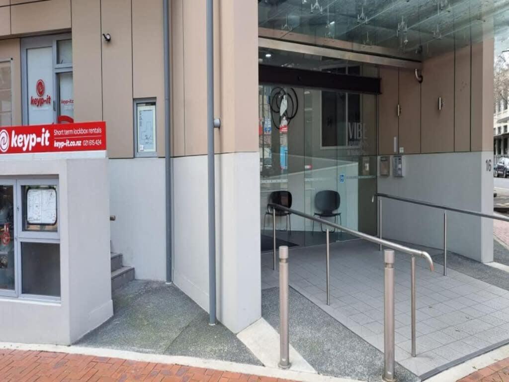 Beautiful Sky Tower View Home Near K' Road W/ Free Parking Auckland Luaran gambar