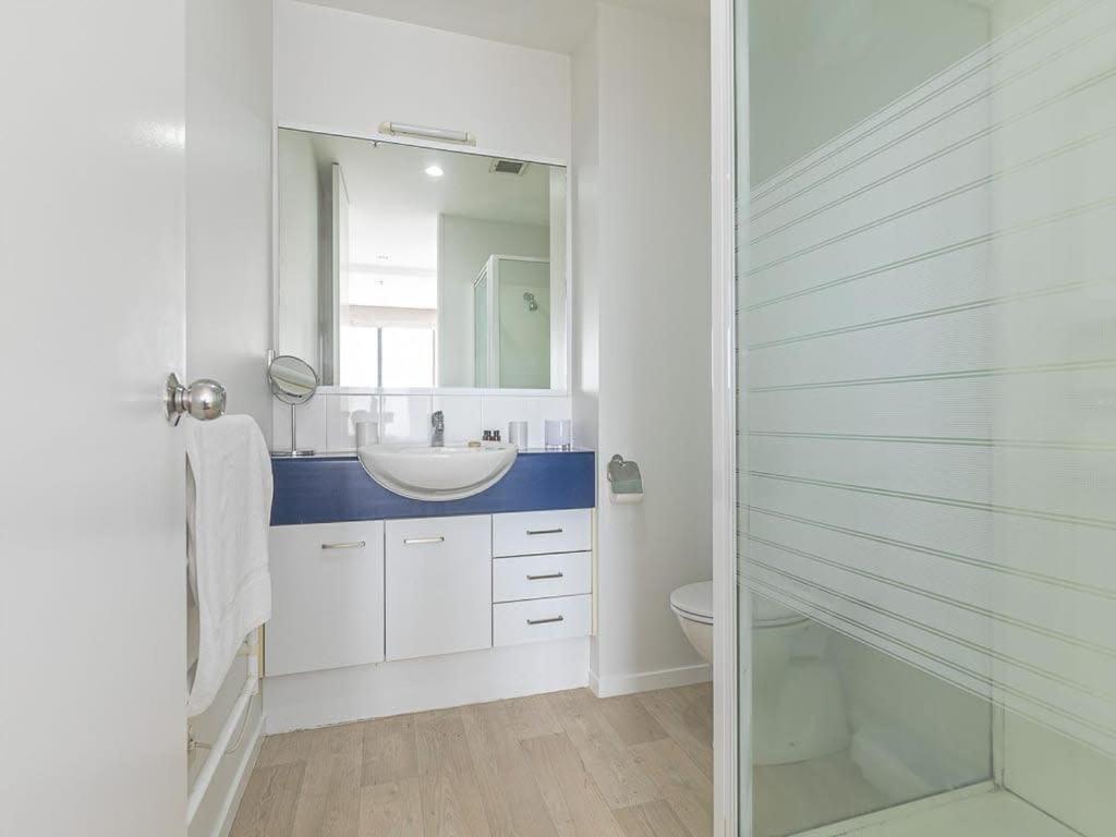 Beautiful Sky Tower View Home Near K' Road W/ Free Parking Auckland Luaran gambar