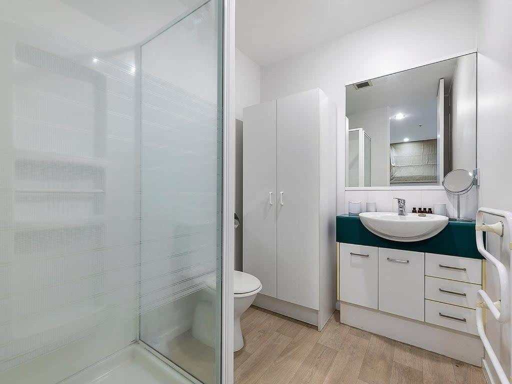Beautiful Sky Tower View Home Near K' Road W/ Free Parking Auckland Luaran gambar