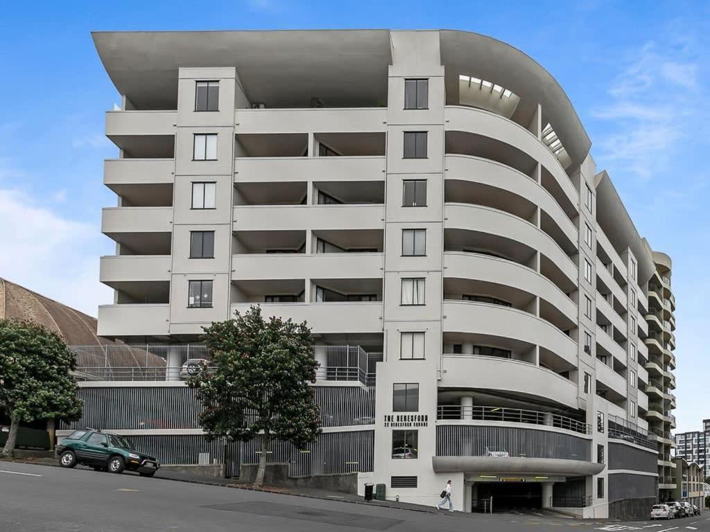 Beautiful Sky Tower View Home Near K' Road W/ Free Parking Auckland Luaran gambar