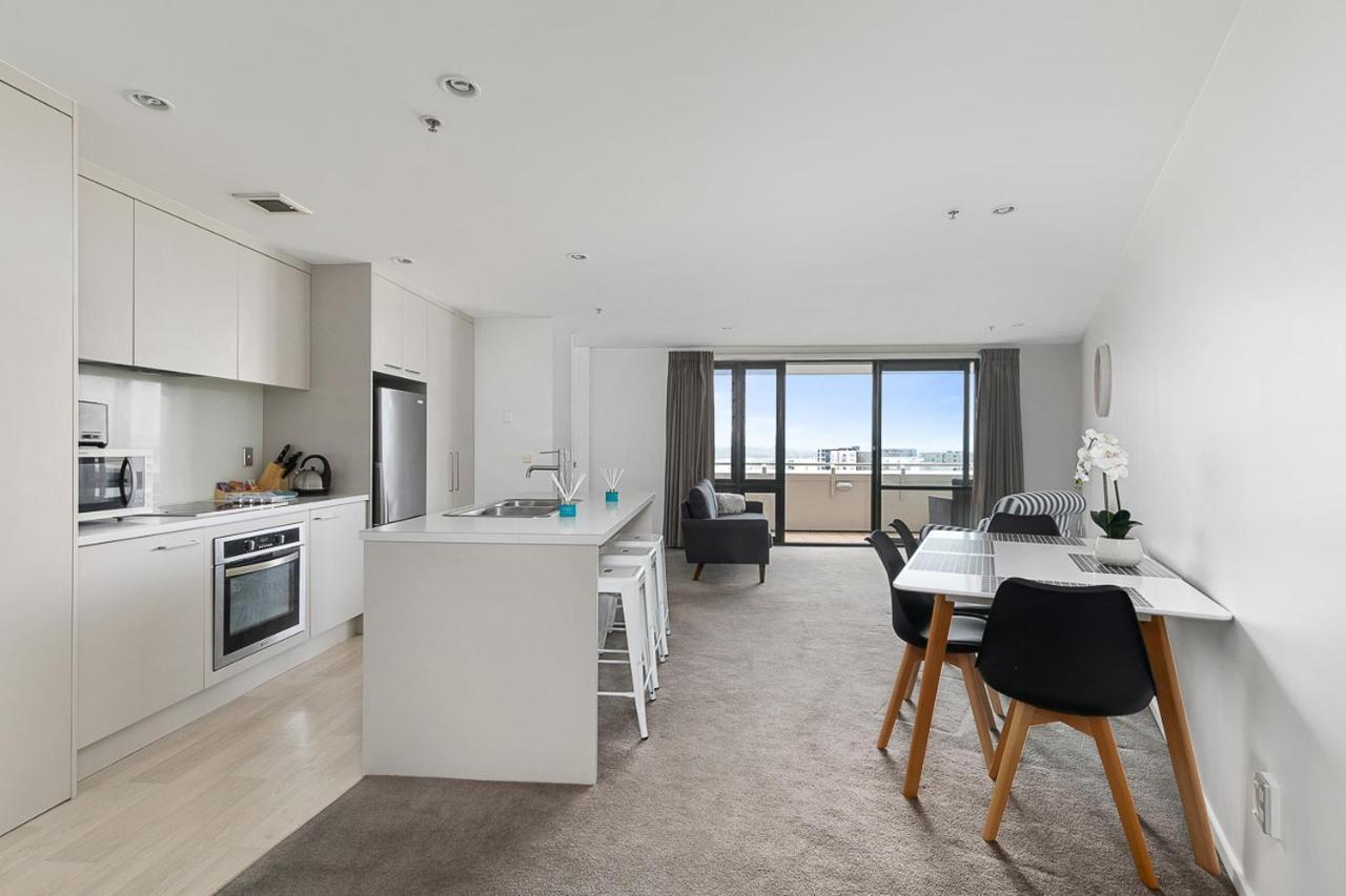 Beautiful Sky Tower View Home Near K' Road W/ Free Parking Auckland Luaran gambar